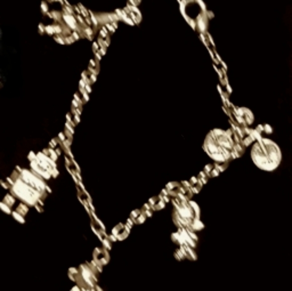 Charm bracelet - Picture 1 of 1
